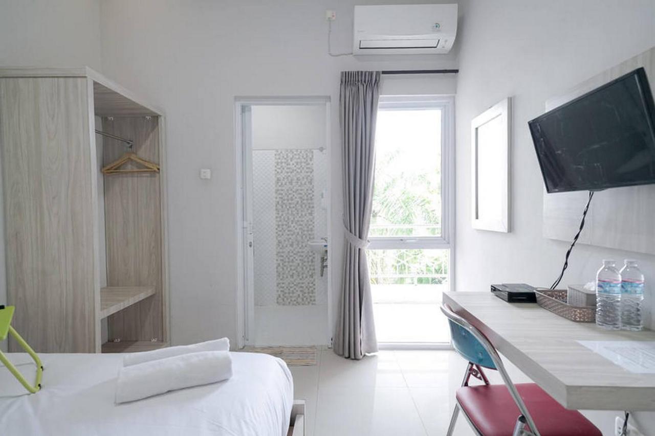 Urbanview Hotel Bari Syariah Palembang By Reddoorz Ngoại thất bức ảnh