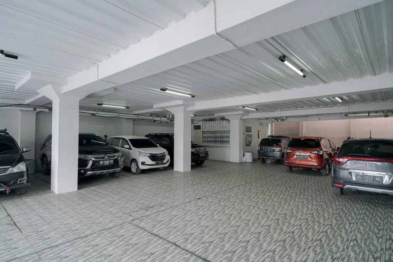 Urbanview Hotel Bari Syariah Palembang By Reddoorz Ngoại thất bức ảnh