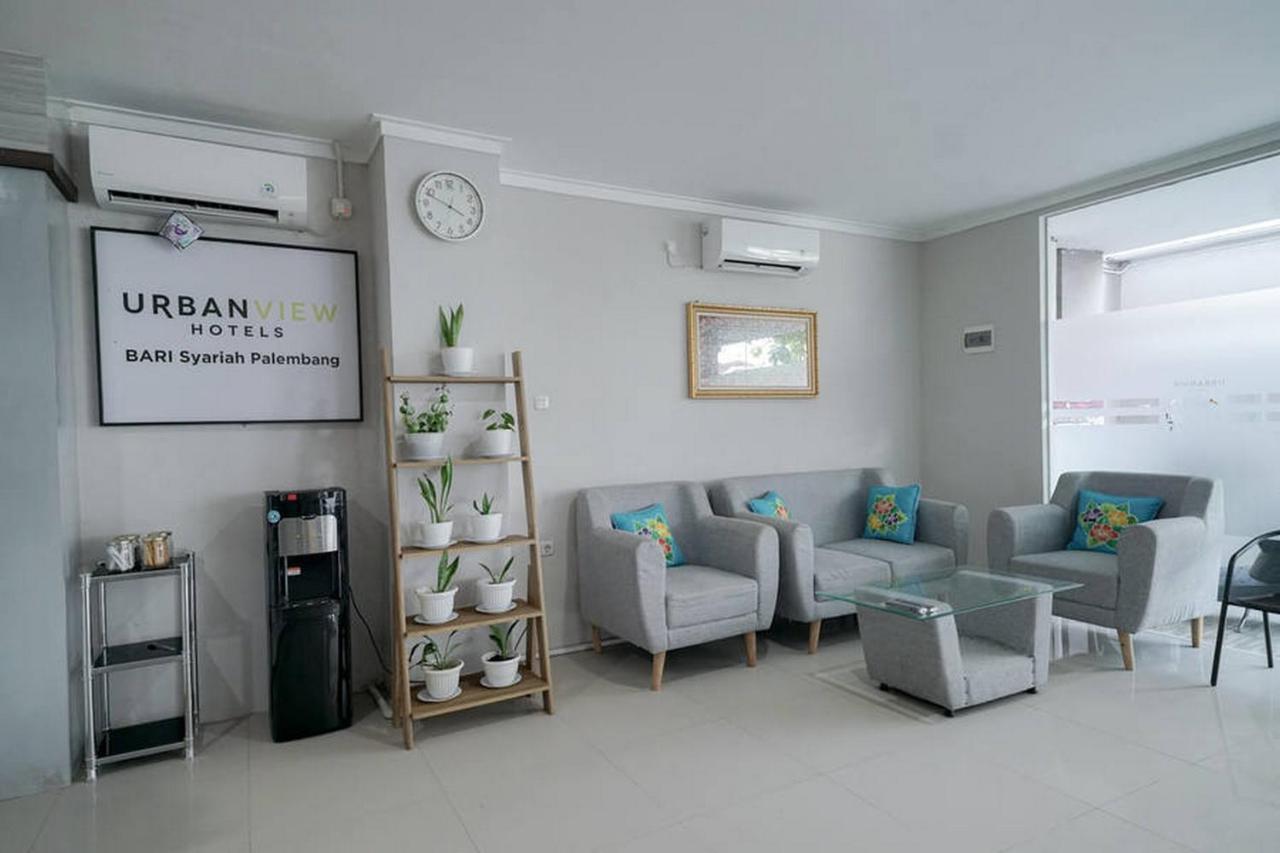Urbanview Hotel Bari Syariah Palembang By Reddoorz Ngoại thất bức ảnh